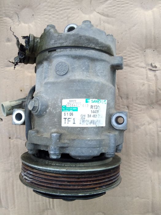Compresor AC/Clima Opel Corsa C/Combo/Tigra 2/Meriva GM 24461719